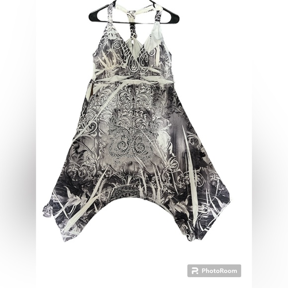 Sexy halter dress - Picture 1 of 3